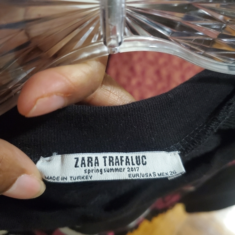 Zara Womens Fringed Crewneck Sweatshirt Black and Geometric print Size Small - Picture 6 of 6
